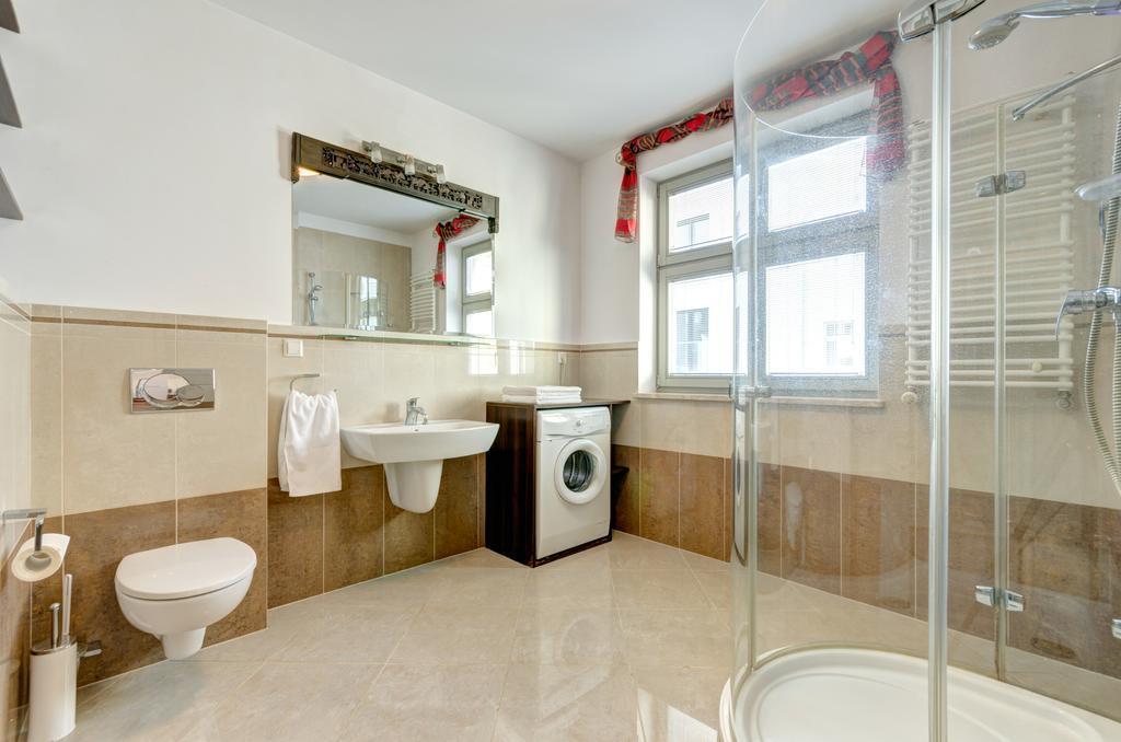סופוט Dr Apartments - Windows מראה חיצוני תמונה